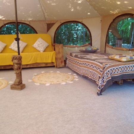 Tente Safari Lodge Dans Foret Luxuriante Vielle-Tursan Exterior foto