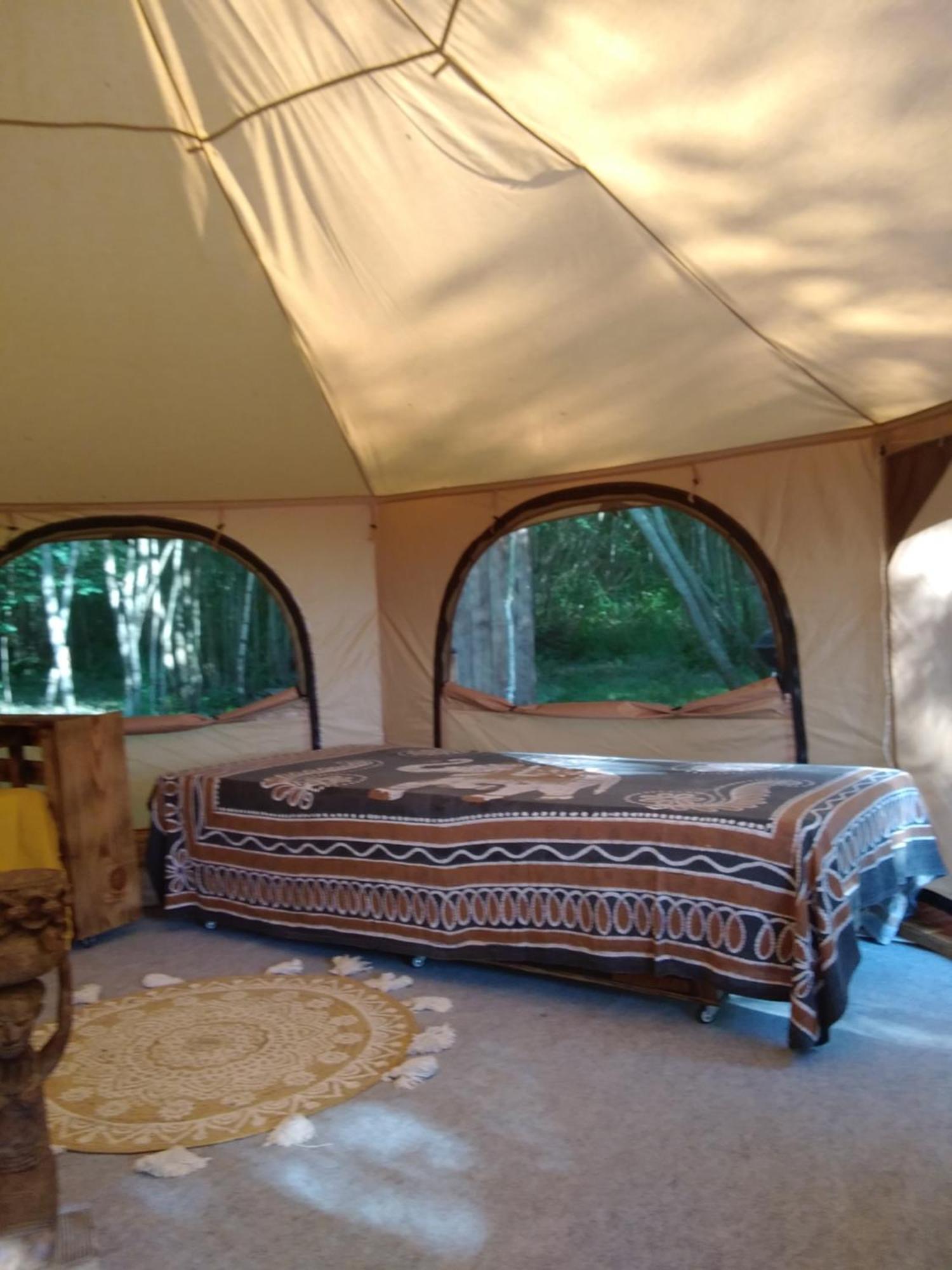 Tente Safari Lodge Dans Foret Luxuriante Vielle-Tursan Exterior foto