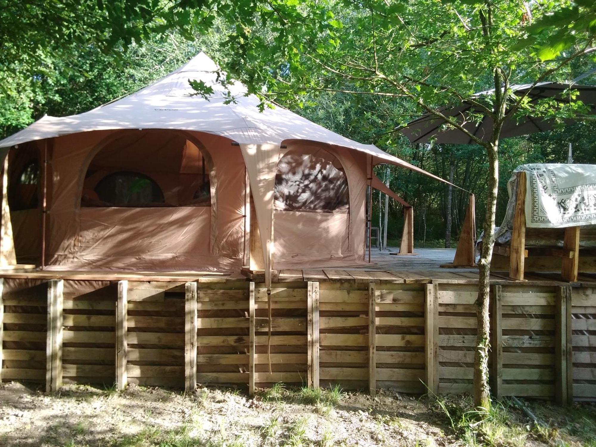 Tente Safari Lodge Dans Foret Luxuriante Vielle-Tursan Exterior foto
